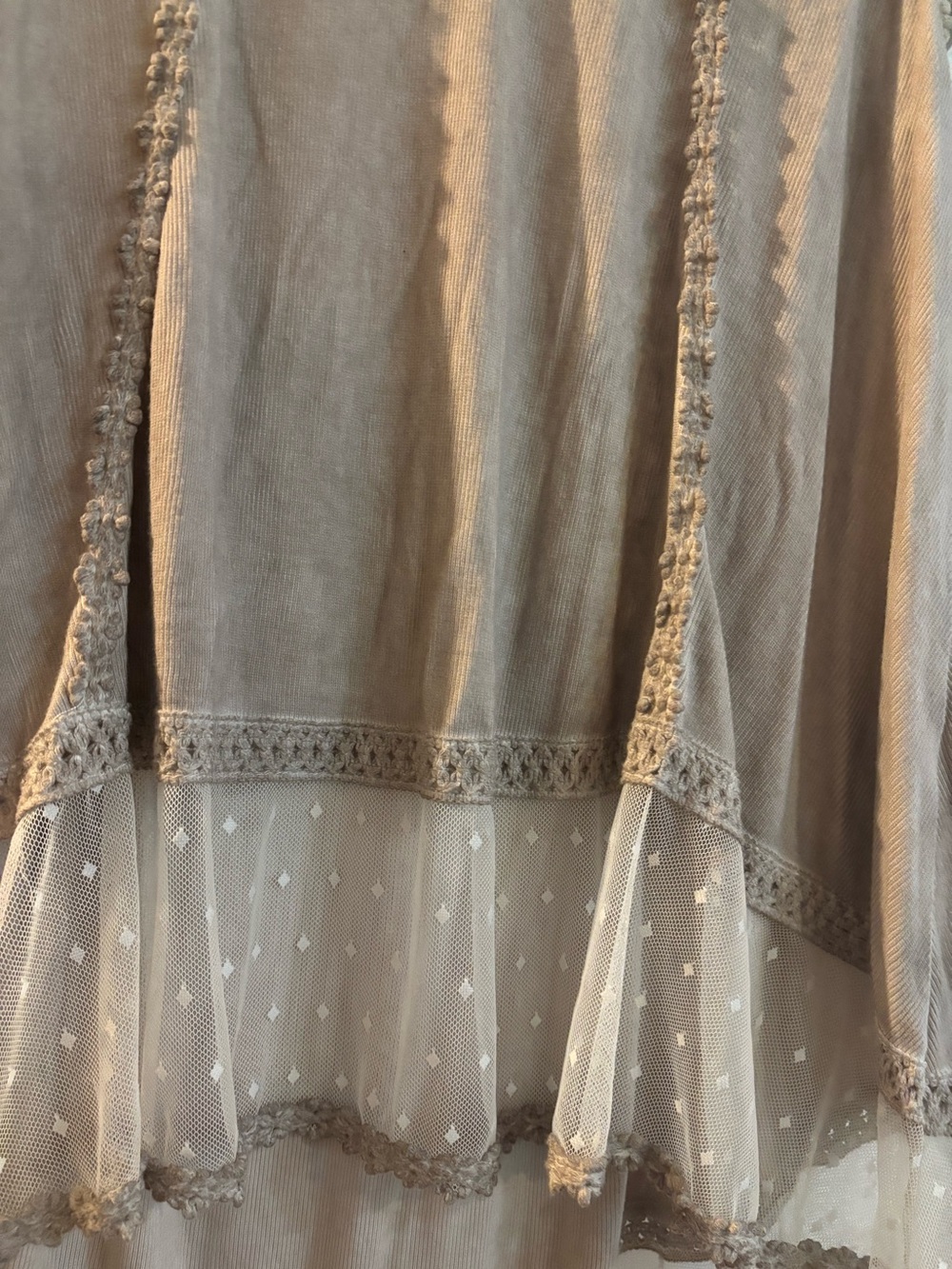 POL Vintage Washed Lace Trim Tunic Top - Picture 5 of 5